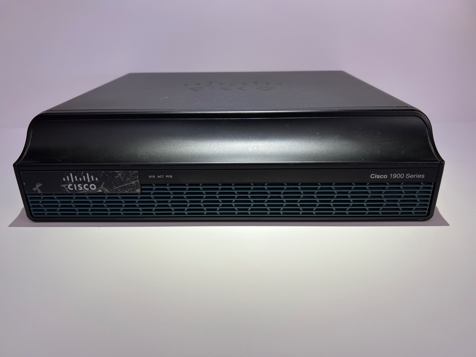 Cisco 1941-K9 Integrated Services Router + HWIC-D-9ESW