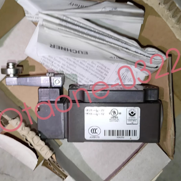 1PCS NEW EUCHNER NZ1HS-538-M 090972 safety switch Fast delivery Via Fedex /DHL