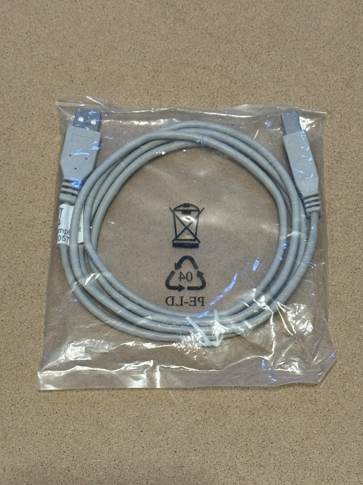 usb cable 14g000505709 new in bag