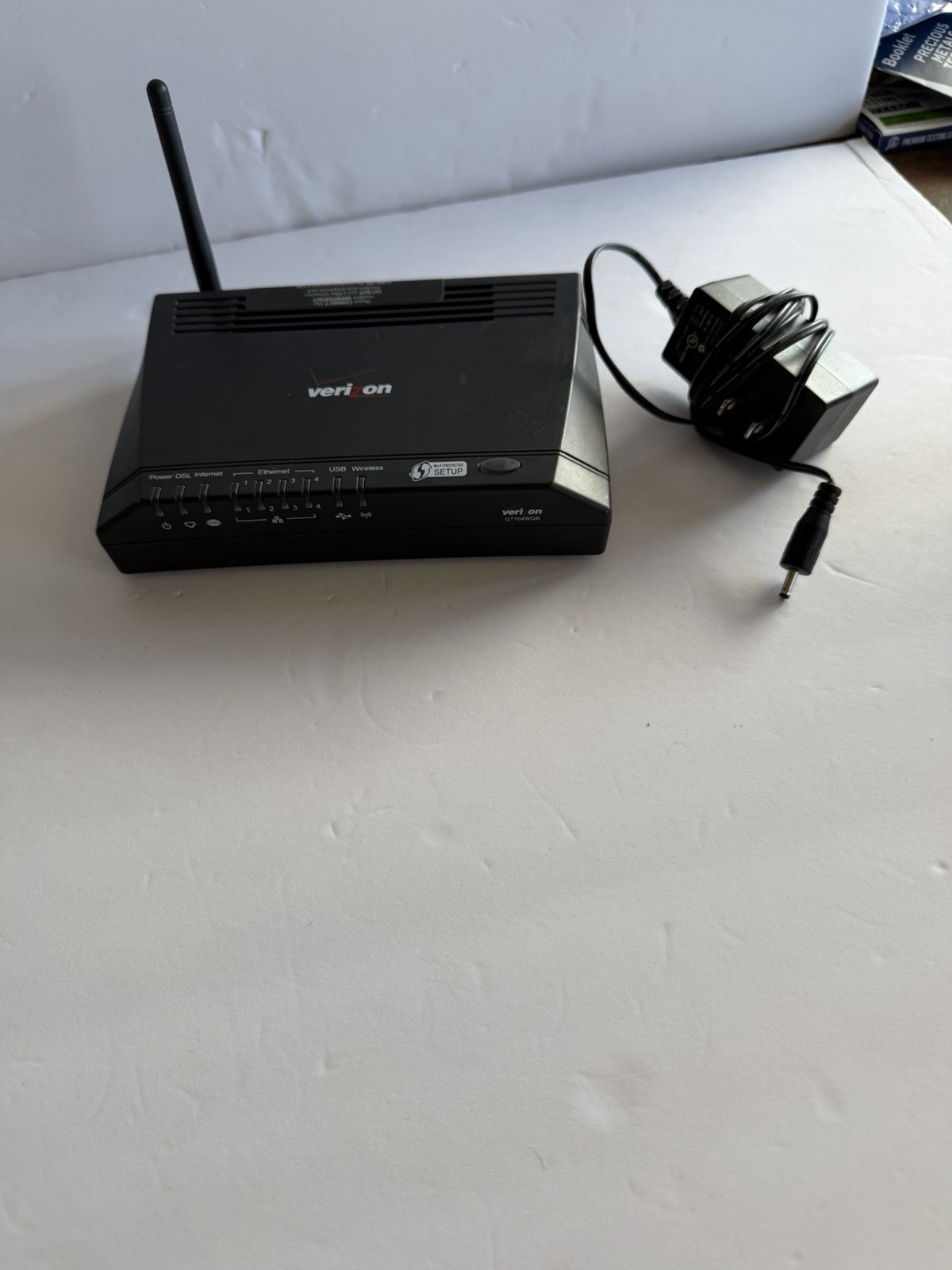 Verizon Actiontec GT704WG Rev B 4-Port Wireless DSL Modem & Router