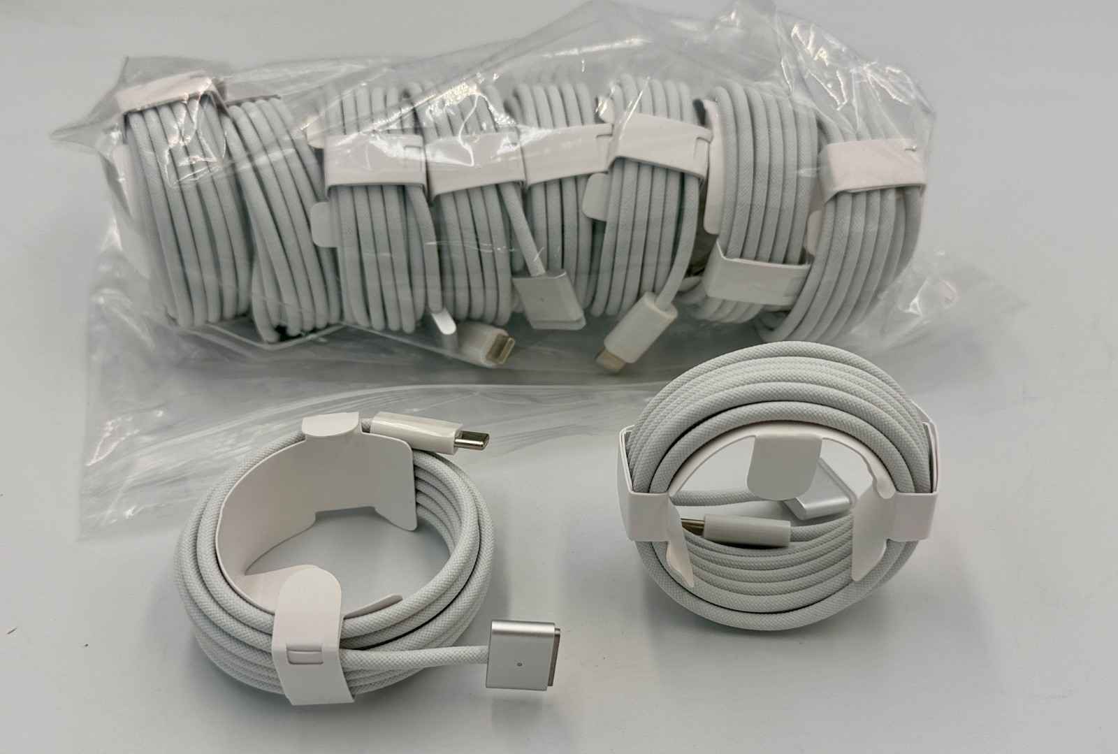 Genuine Apple USB-C to MagSafe 3 Cable (2 m) - Silver  MLYV3AM/A Lot of 10