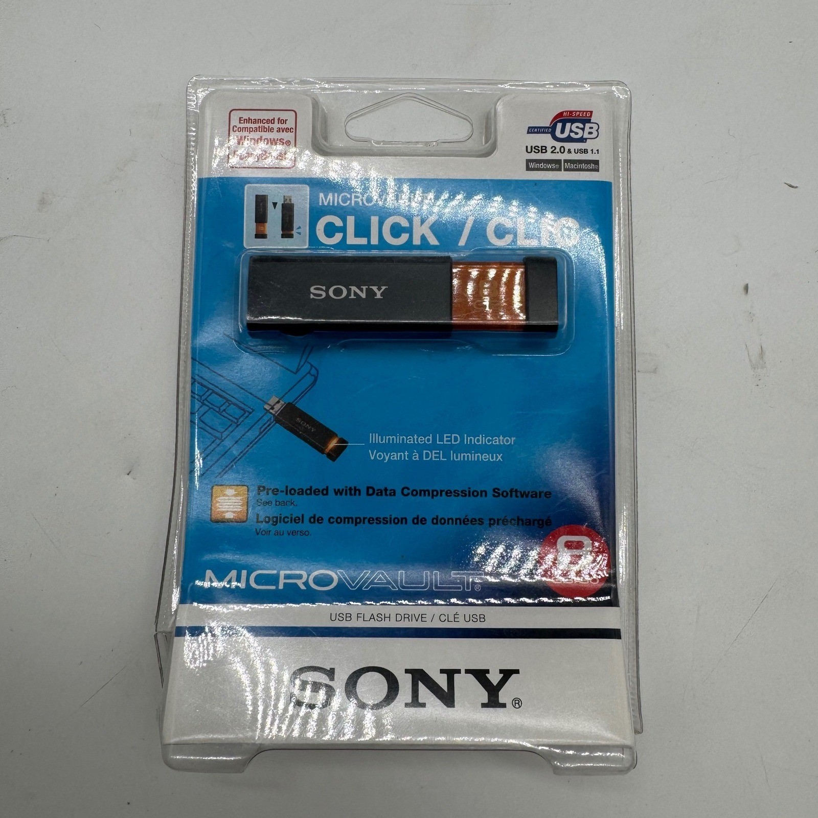 Sony MicroVault Click 8GB USB 2.0 Flash Drive Black Orange USM8GL