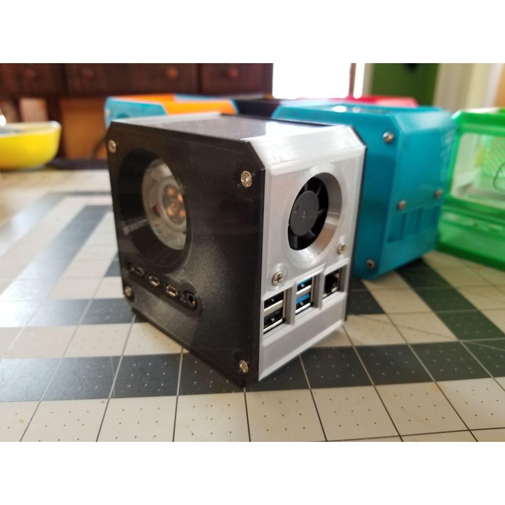 Raspberry Pi 4 Mini Desktop Case - Ice Tower Cooler + Secondary PCB 3D-Printed