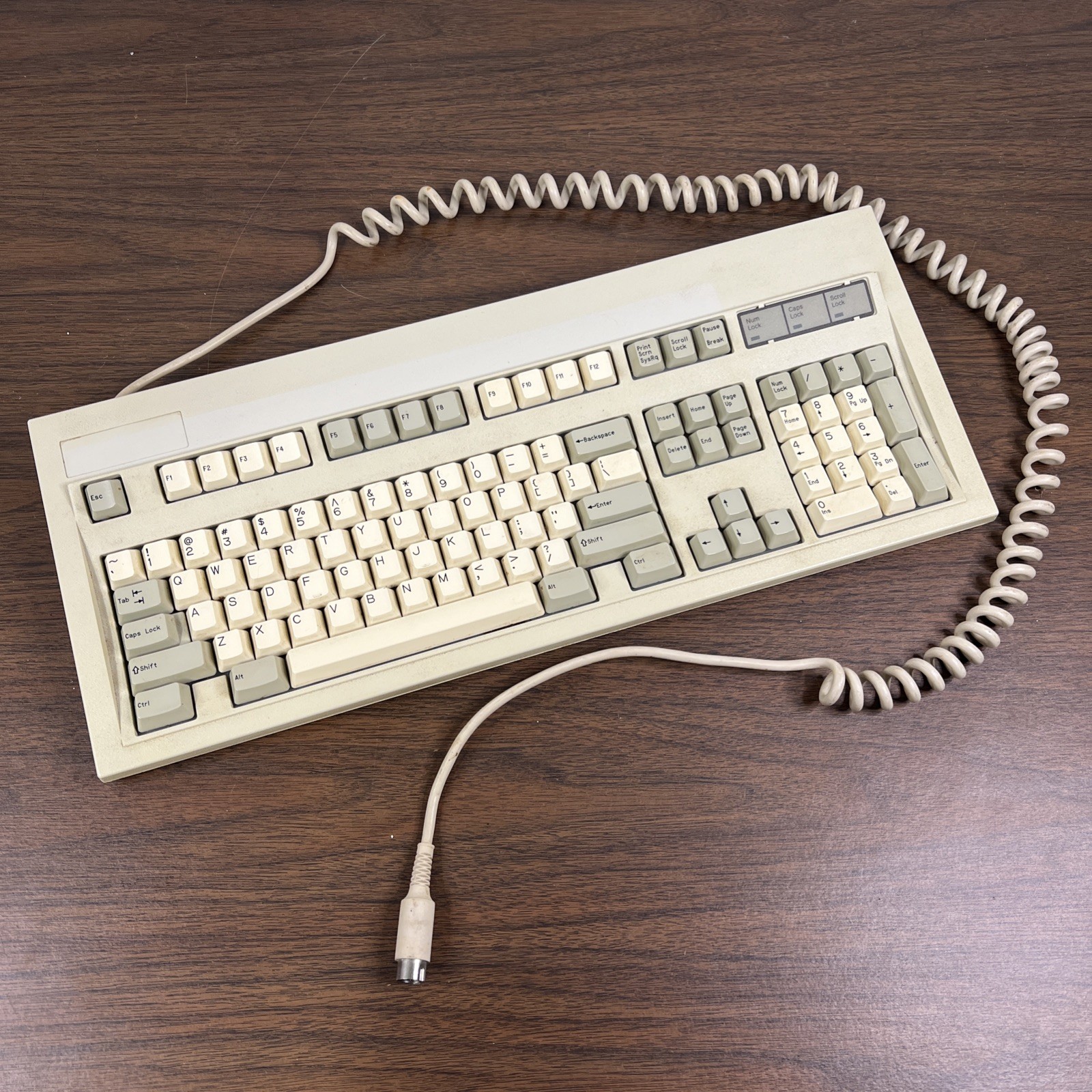 Vintage Key Tronic EP3435XTATE FT16 Mechanical AT Computer Keyboard 5 Pin DIN