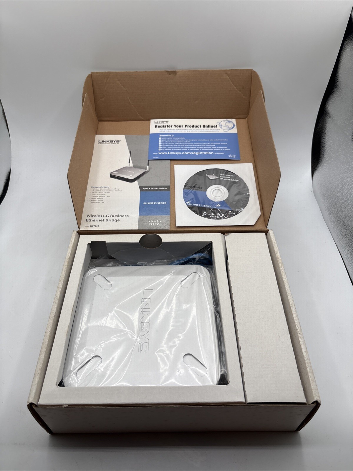 Linksys Cisco WET200 Version 1 Wireless-G Business Ethernet Bridge Router NIB