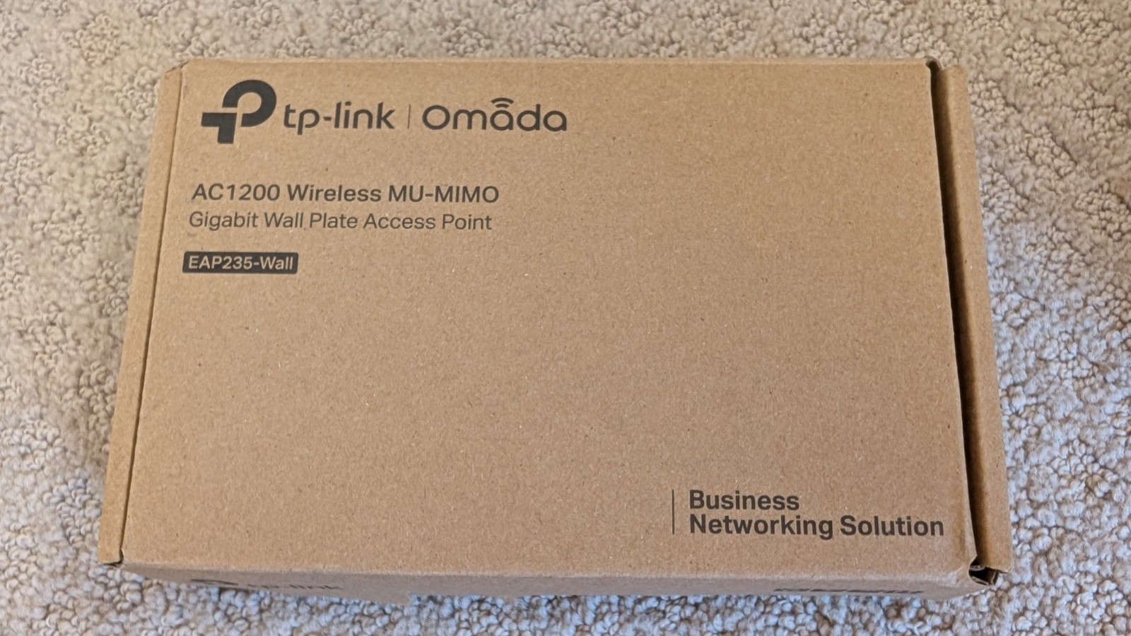 NEW - TP-LINK EAP235-Wall Omada AC1200 MU-MIMO Gigabit Wall Plate Access Point