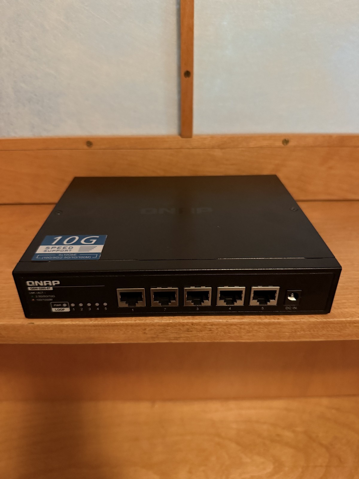 Qnap QSW-3205-ST