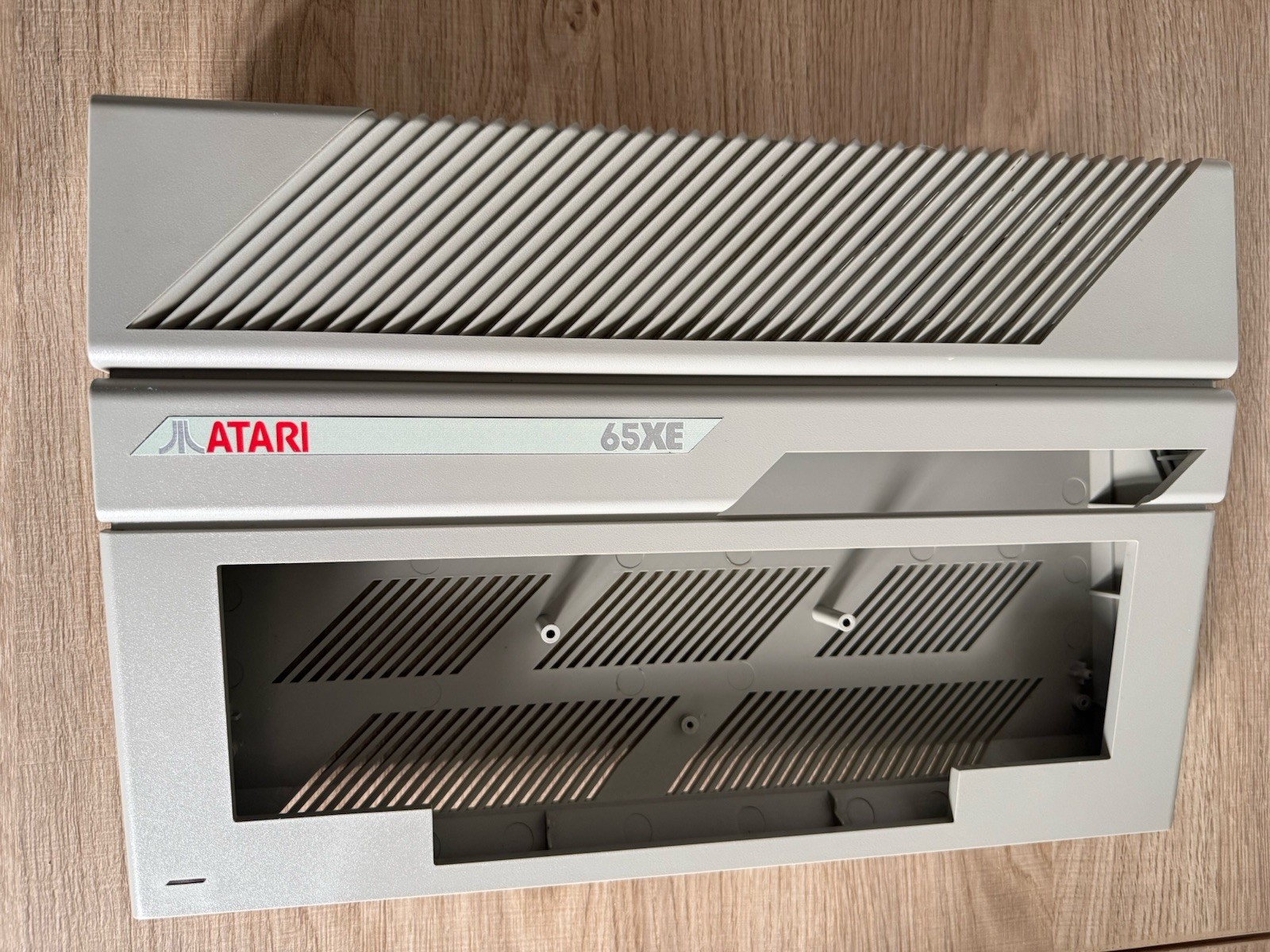 Atari 65XE Case