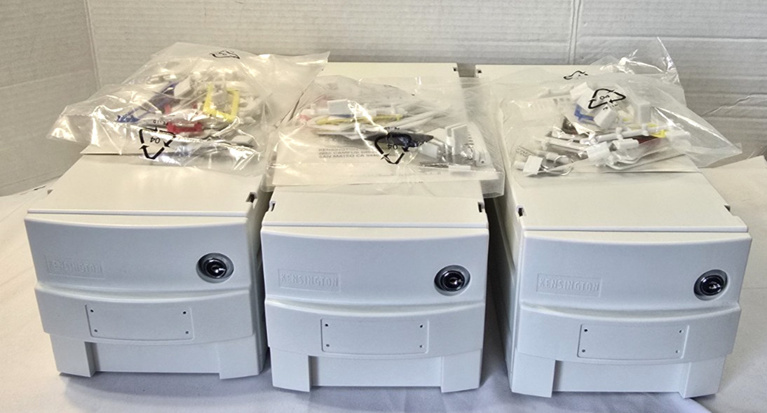 3 Vintage 3.5” Kensington Media Storage Lock Box holds 100 3.5" disks w/key NWOB