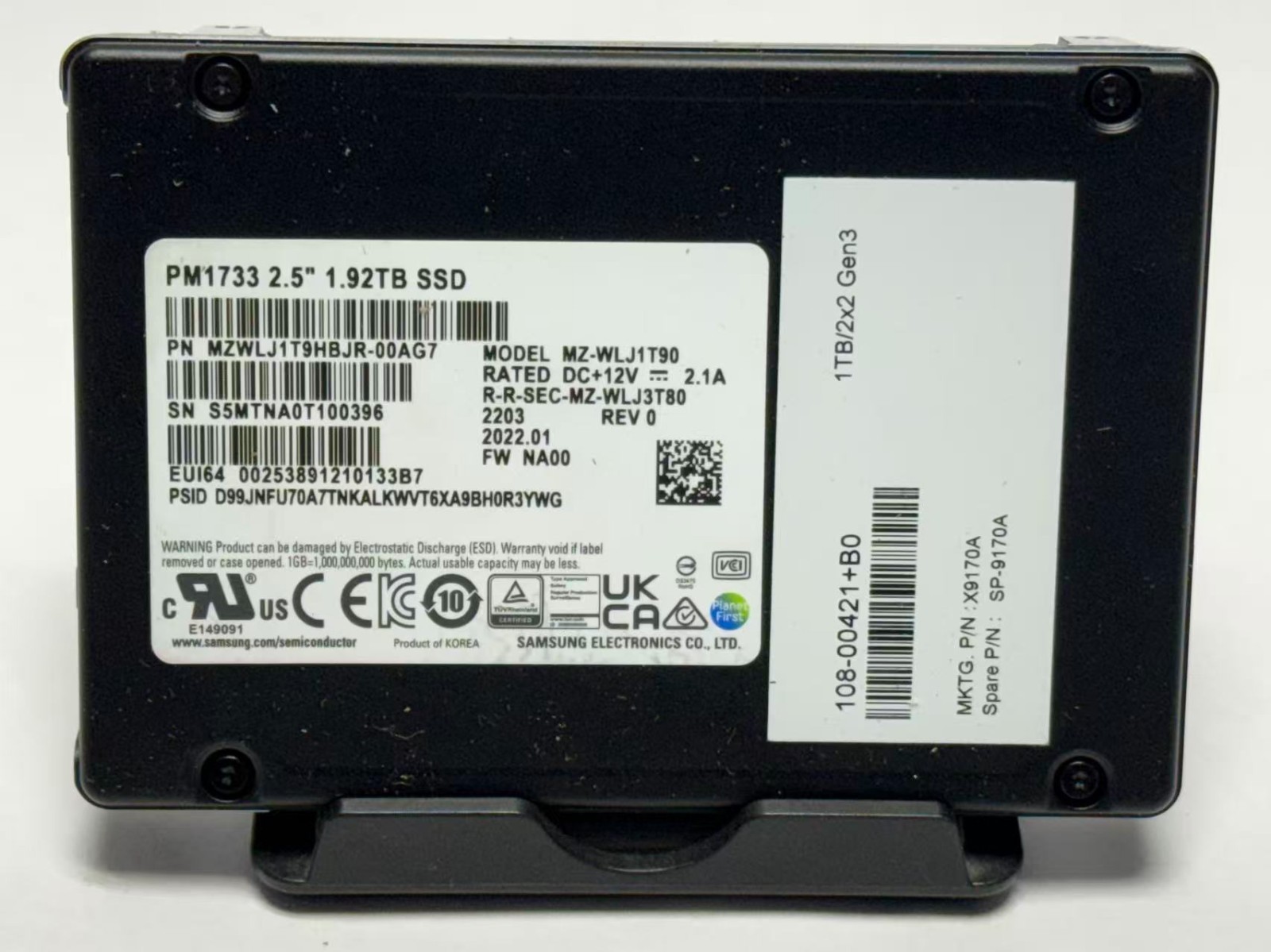 Samsung PM1733 1.92TB 2.5" SSD MZ-WLJ1T90 MZQLJ1T9HBJR-00AG7 100% Health