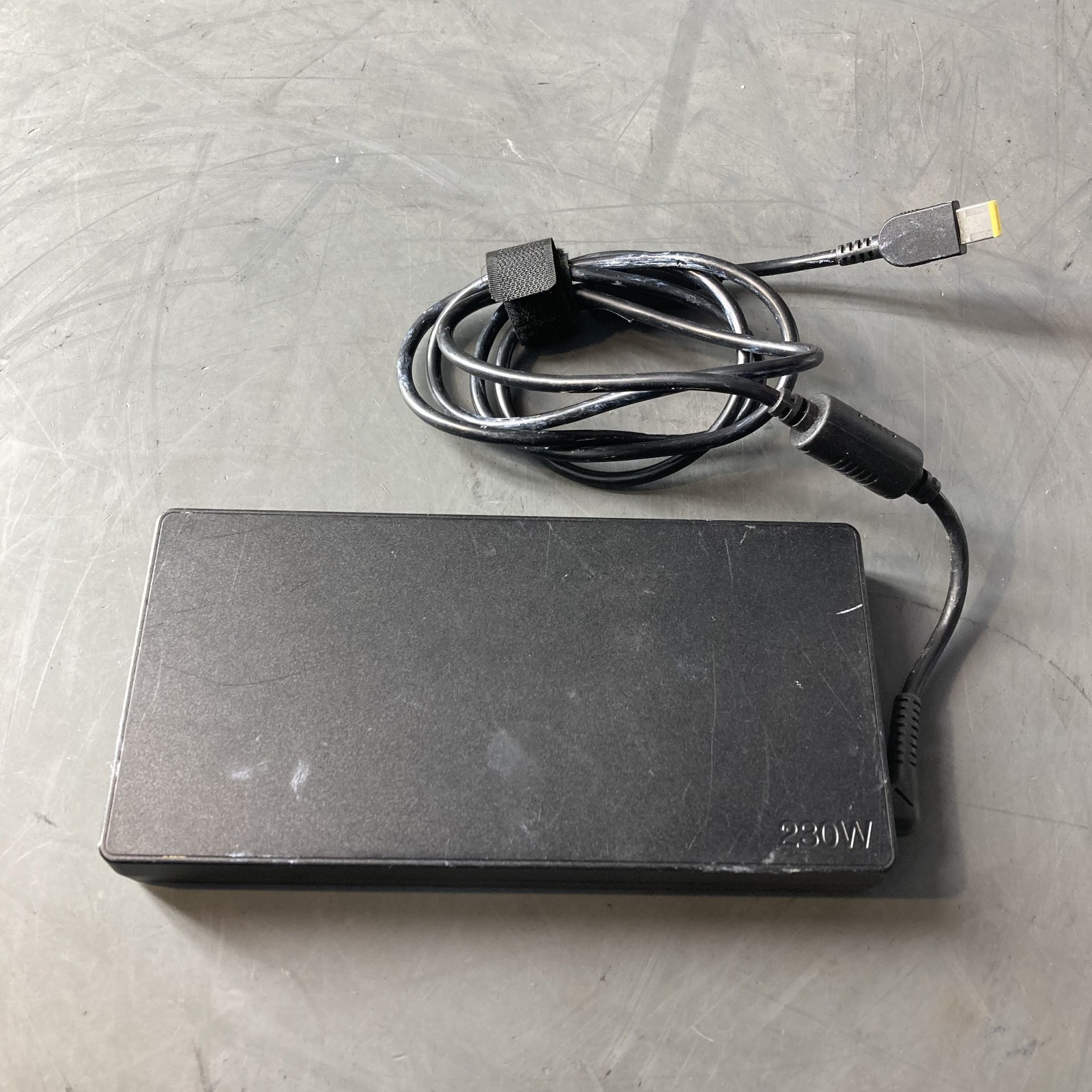 OEM Lenovo Charger ADL230NLC3A 230W 20V AC Adapter Slim Tip