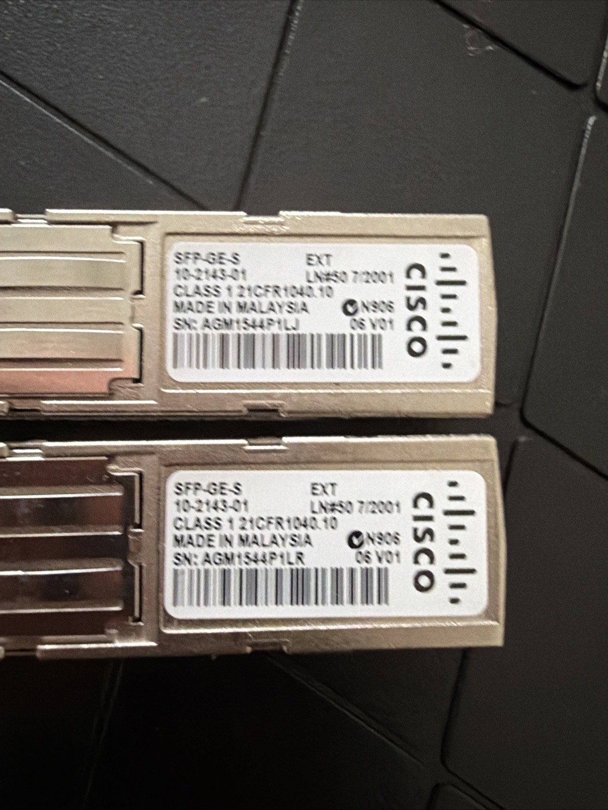 Lot of 2 New Genuine Cisco SFP-GE-S 10-2143-01  Transceiver Modules Authentic