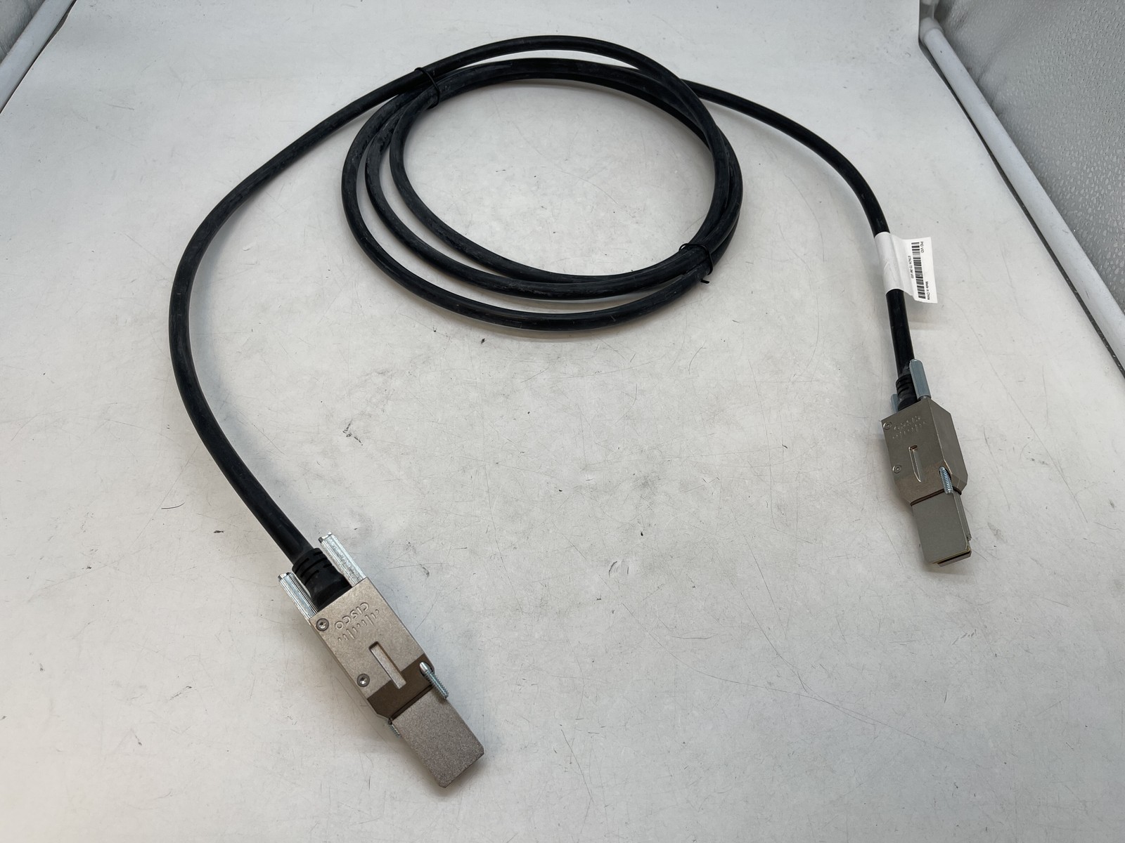 CISCO STACK-T2-3M STACKING CABLE 800-40807-03  And Handling