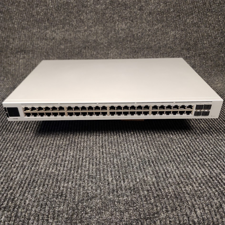 Ubiquiti UniFi Switch 48 PoE USW-48-POE Managed Layer 2 Fanless Gigabit Switch