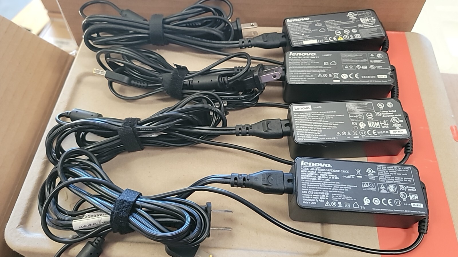 50pcs Genuine Lenovo ThinkPad 45W AC ADLX45NDC2A ADLX45NCC2A ADLX45NLC2A Square
