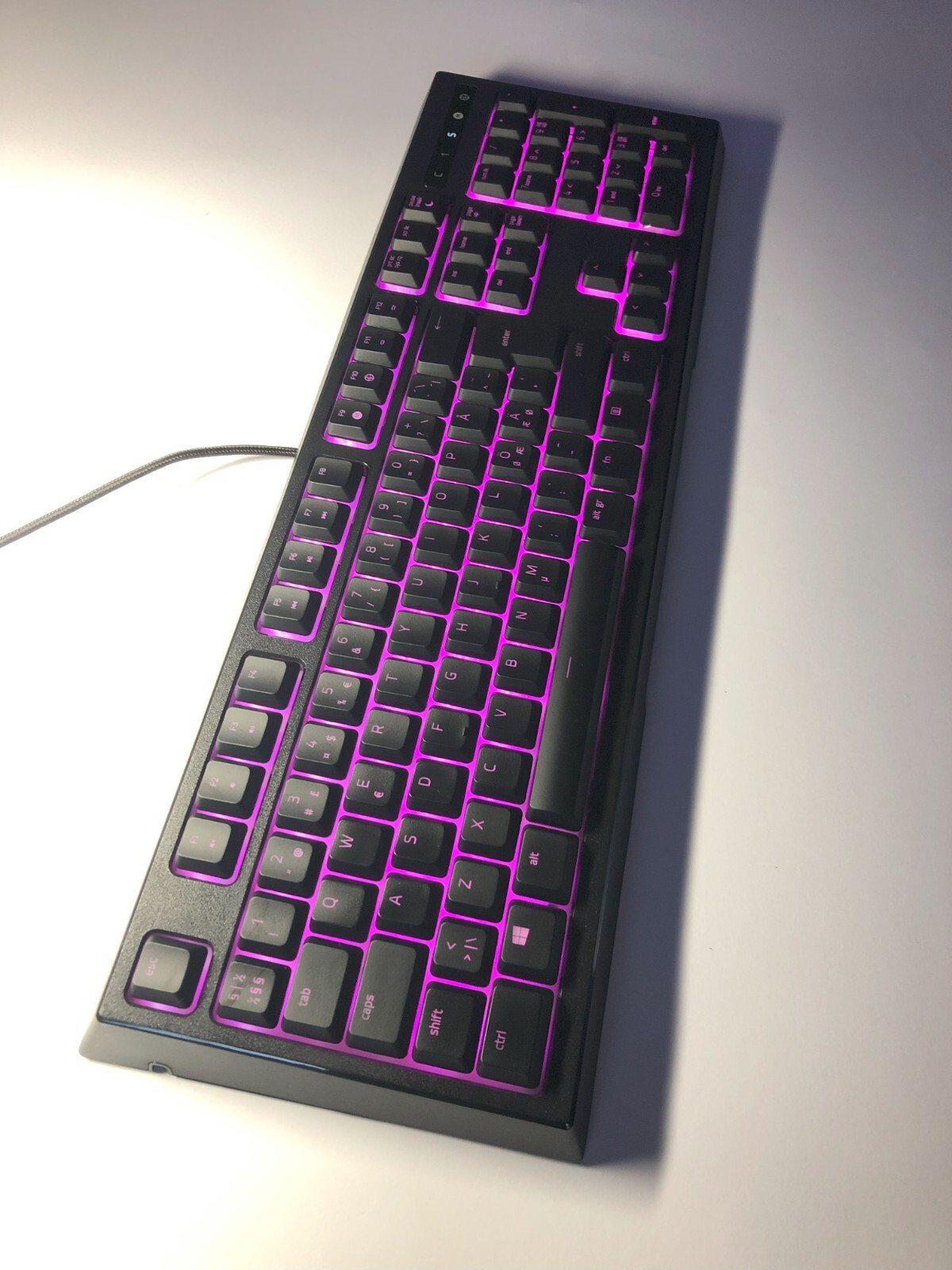 Razer ornata chroma rz03-0204 gaming keyboard