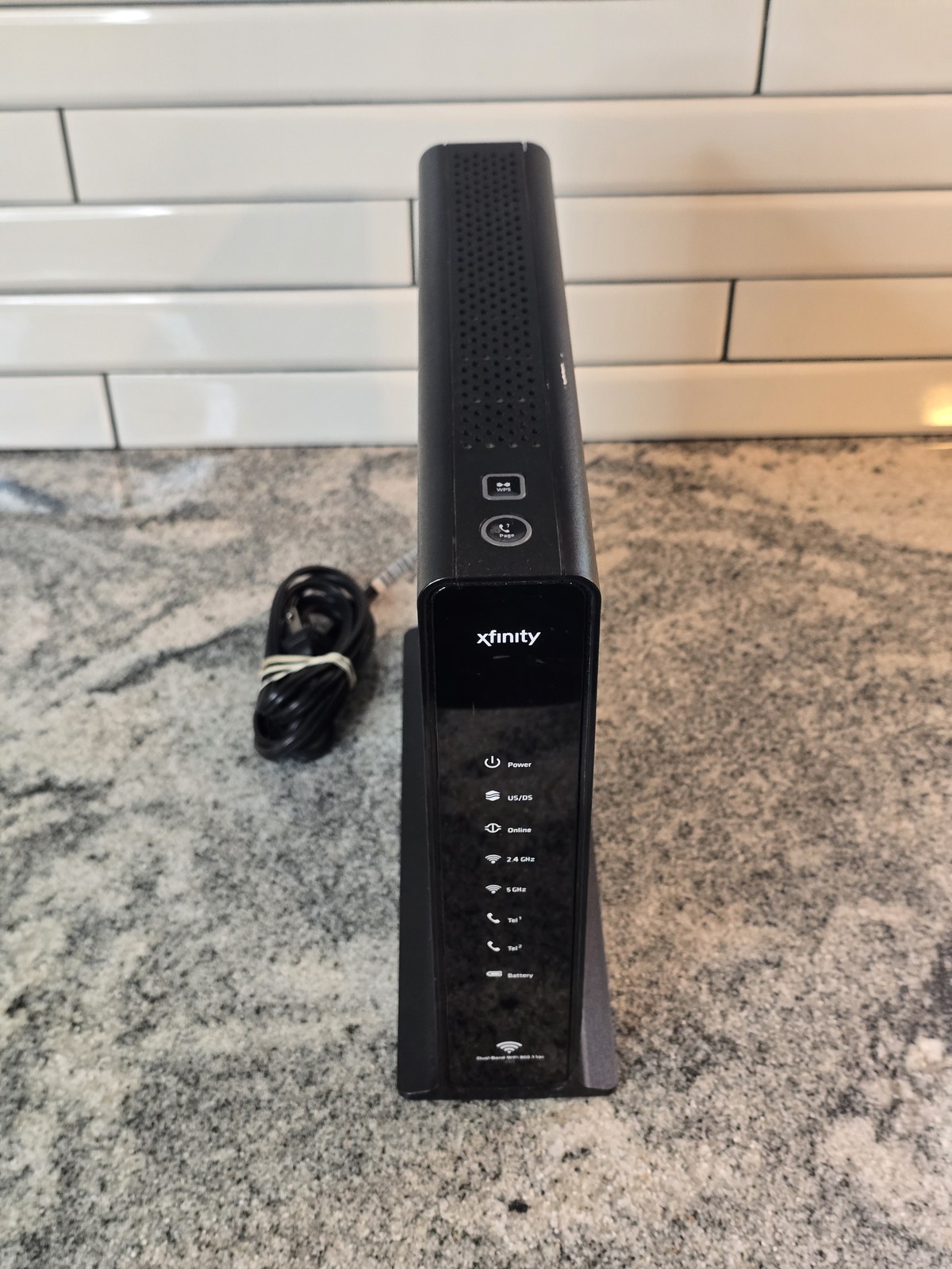 ARRIS TG1682G Xfinity XB3 Dual-Band WiFi Cable Modem Router Voice Gateway DOCSIS