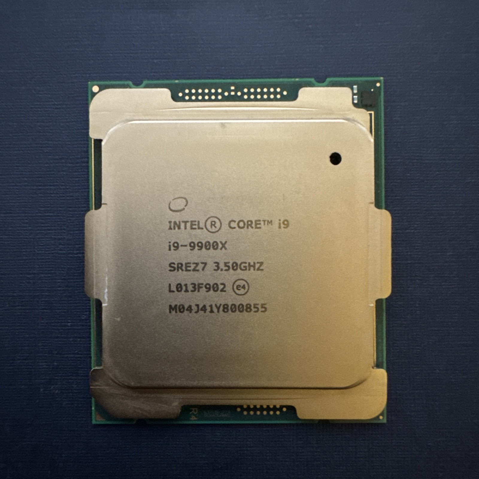 Intel Core i9-9900X CPU SREZ7 3.50GHz 10-Core LGA2066 Desktop Processor