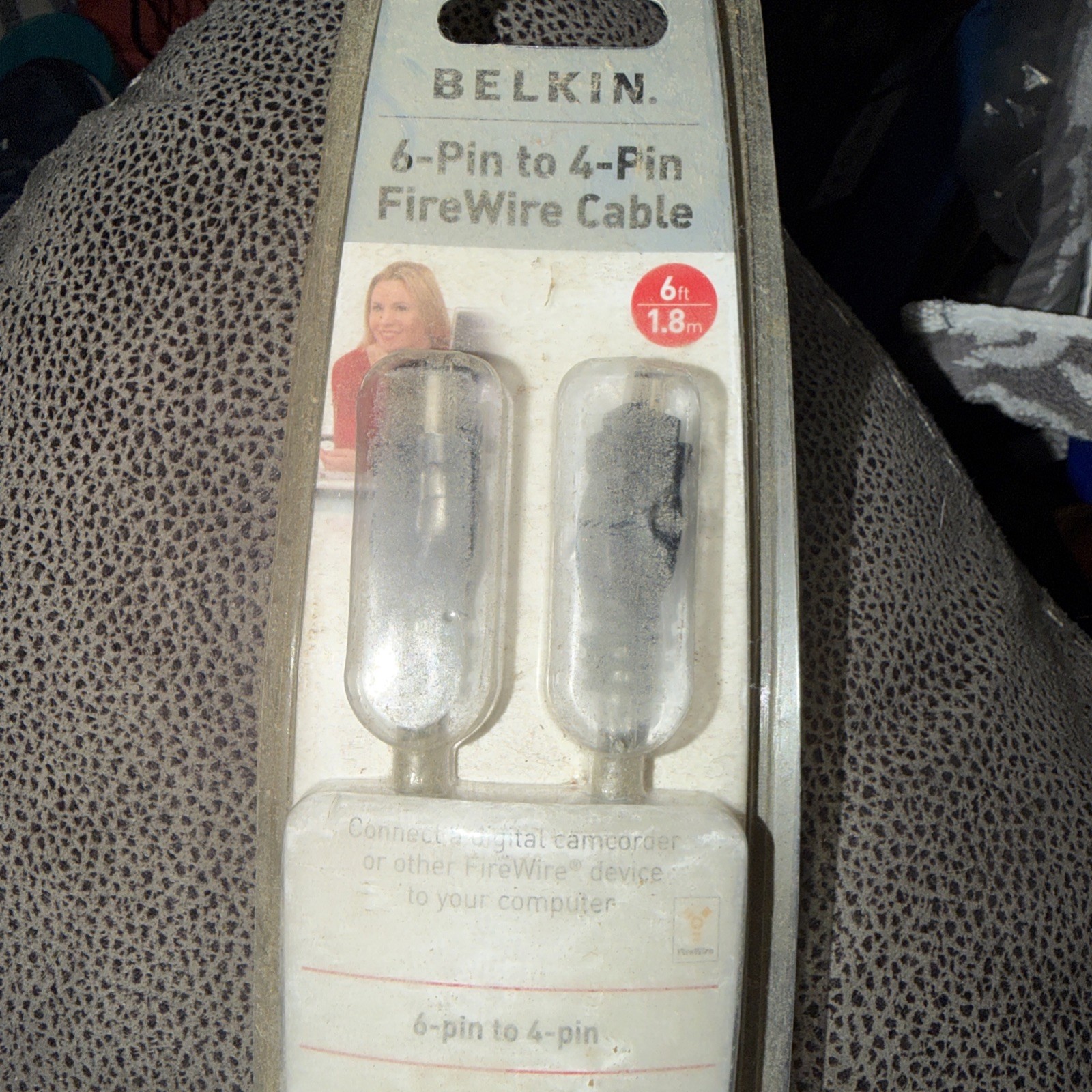 Genuine Belkin (P47485) 6-Pin to 4-Pin Black FireWire 6 Ft 1.8m Cable