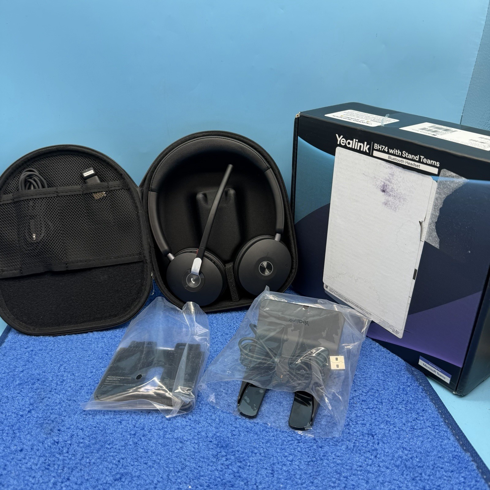 Yealink BH74 Bluetooth Headset w/Stand Microsoft Teams Certified