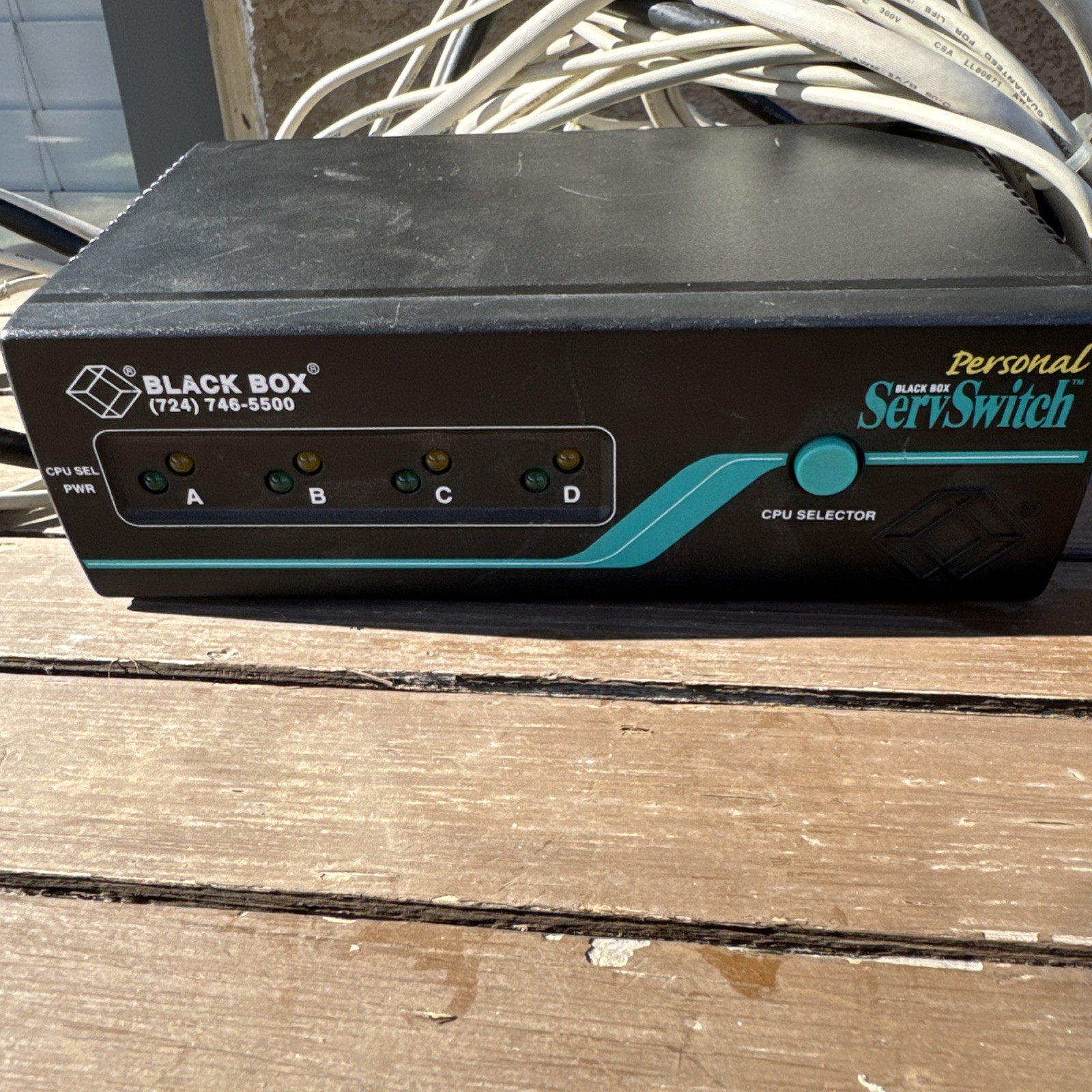New Black Box SW622A-R2 ServSwitch Jr. Switch  4 Port