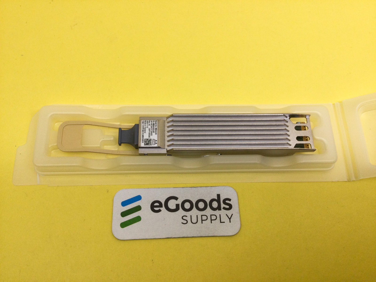 MMA4U00-WS-F Nvidia Mellanox MMA4U00 OSFP 400GbE SR8 Optical Transceiver New
