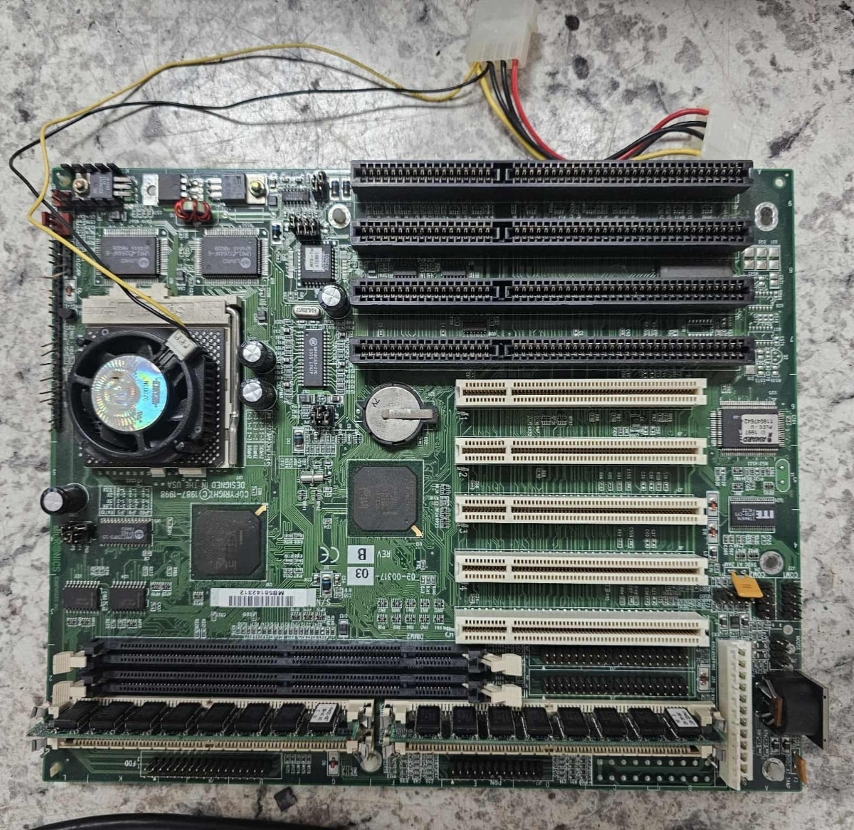 Industrial Micronics 09-00317-03 Socket 7 ISA PCI SCSI SIMM DIMM EDO w/CPU & Mem