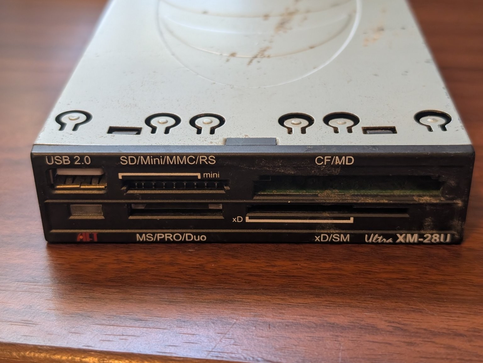 AFT Ultra XM-28U USB 2.0 Multi Card Reader Writer Vintage PC Mac 3.5" Bay
