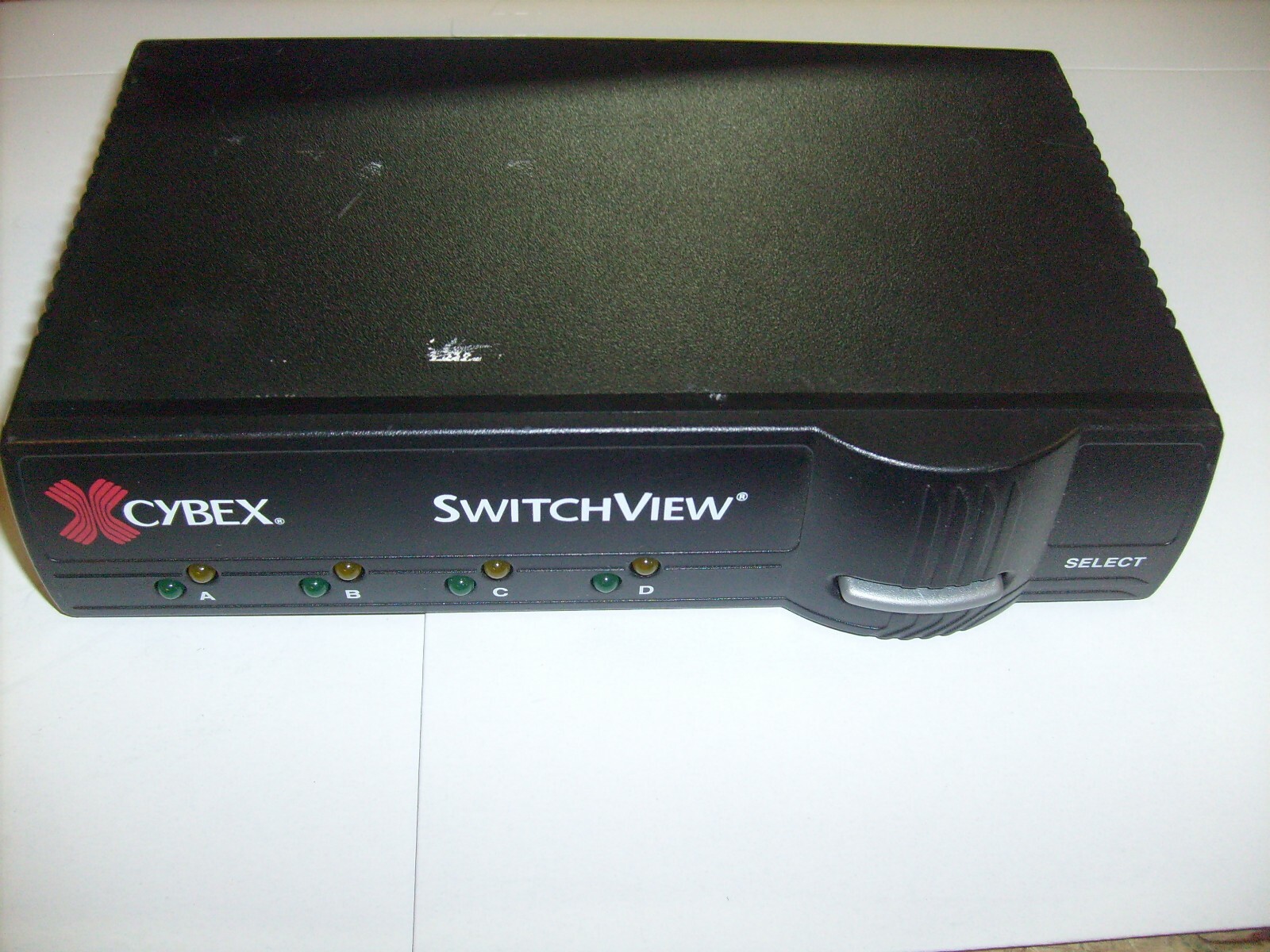 Cybex Switchview 4-Port, MPN: 520-195-003