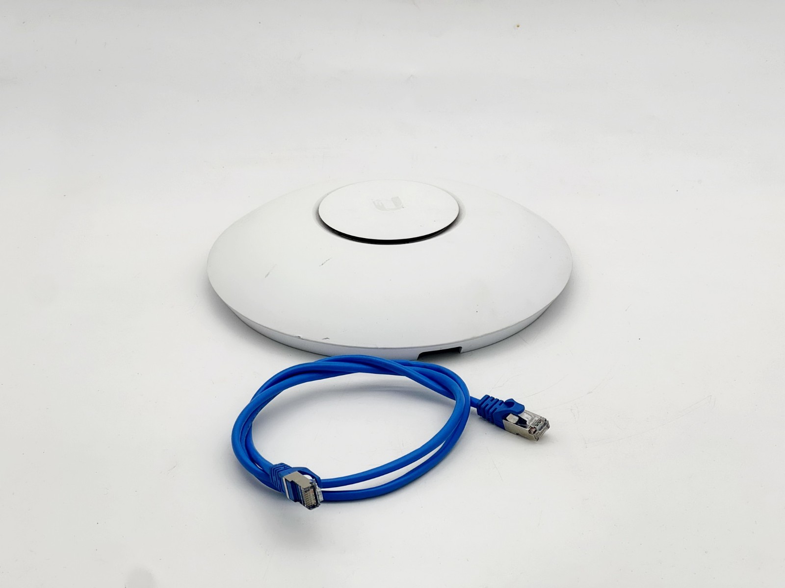 UBIQUITI UNIFI UAP-AC-HD 802.11AC WAVE 2 DUAL BAND ENTERPRISE WIFI ACCESS POINT