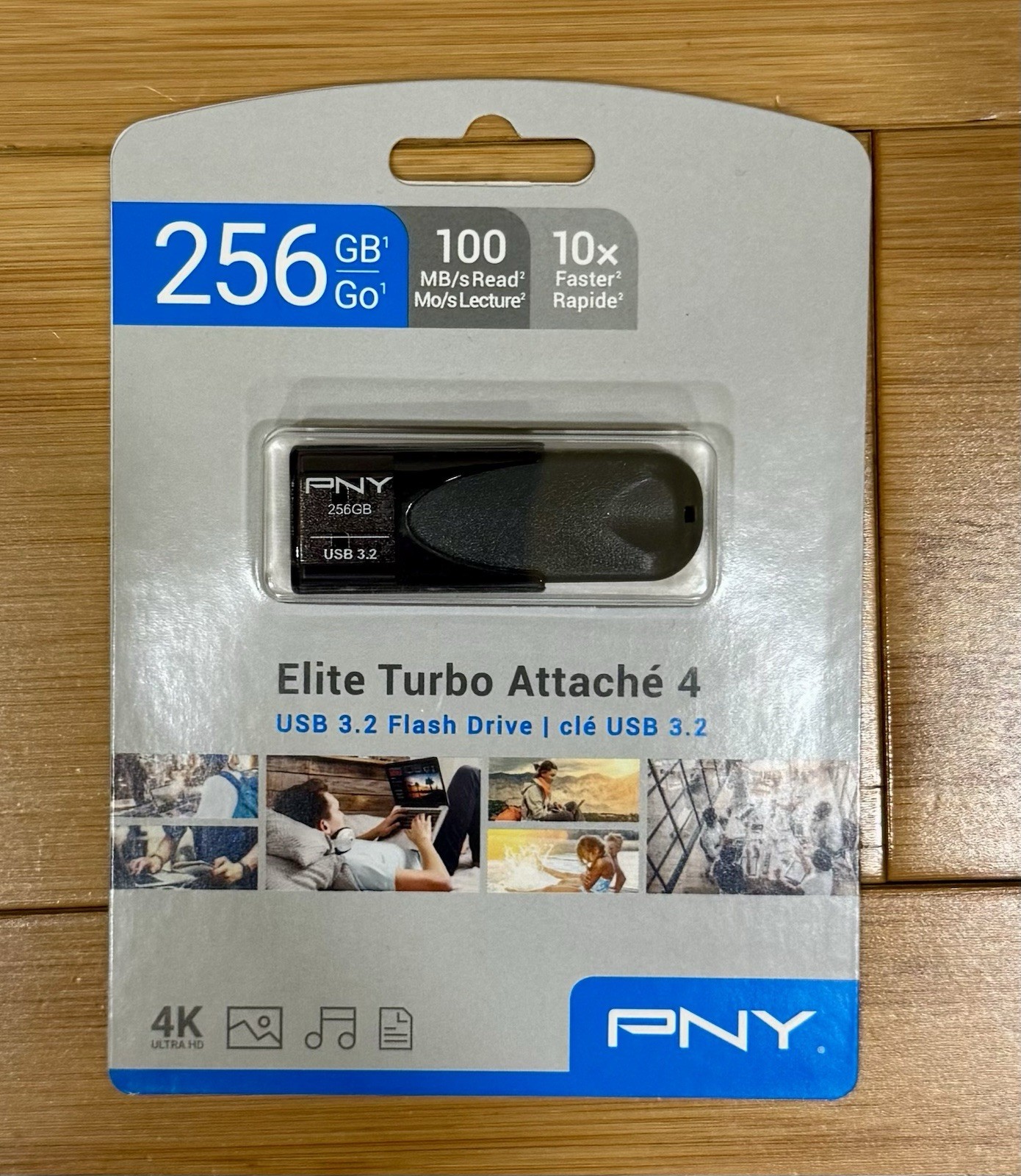 PNY 256 GB - Elite Turbo Attaché 4 - USB 3.2 Flash Drive - 100MB/s Read - (New)