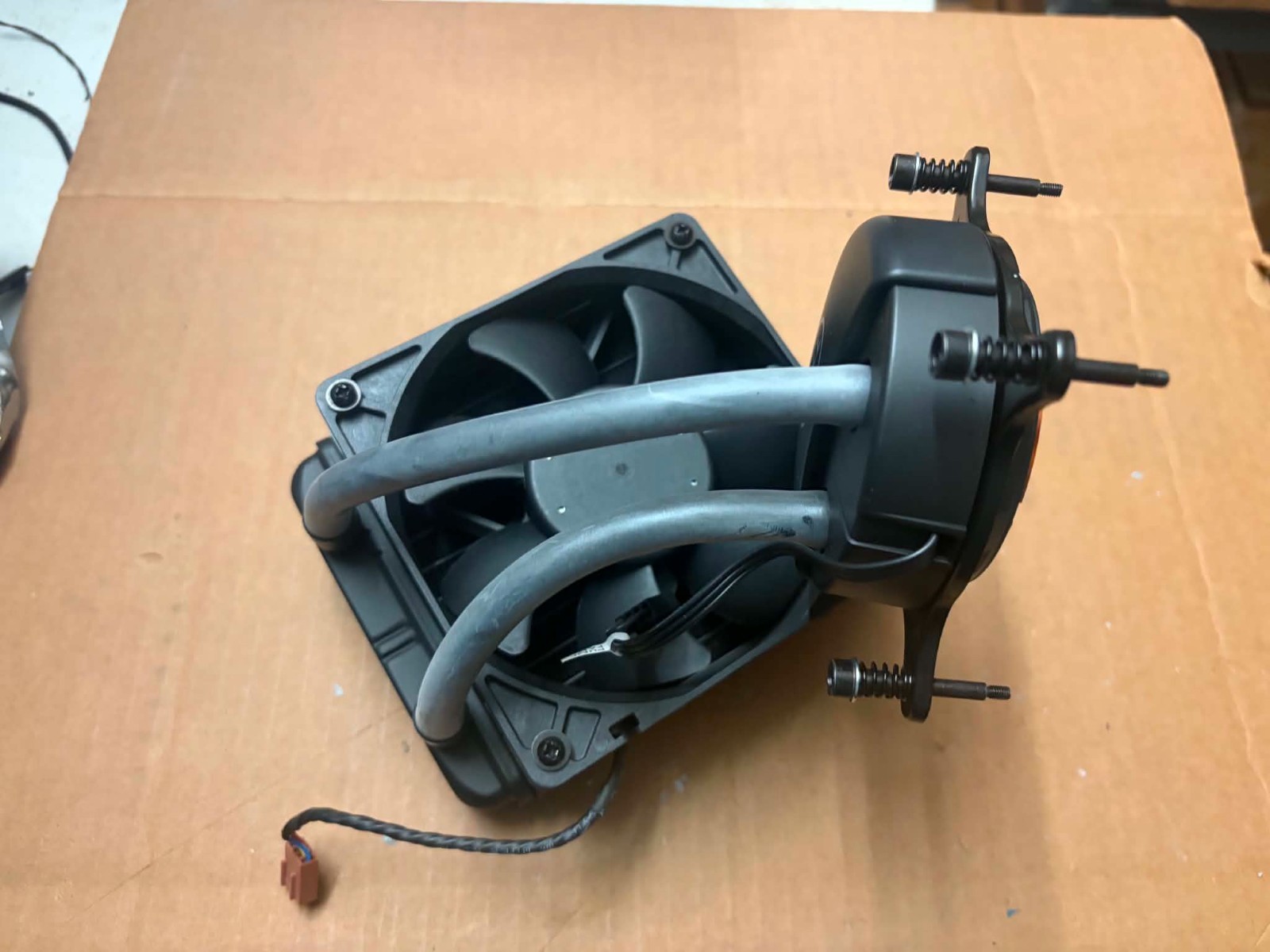 OEM Dell XPS 8950 8960 T3660 Desktop 125W CPU Liquid Water Cooling Fan Cooler