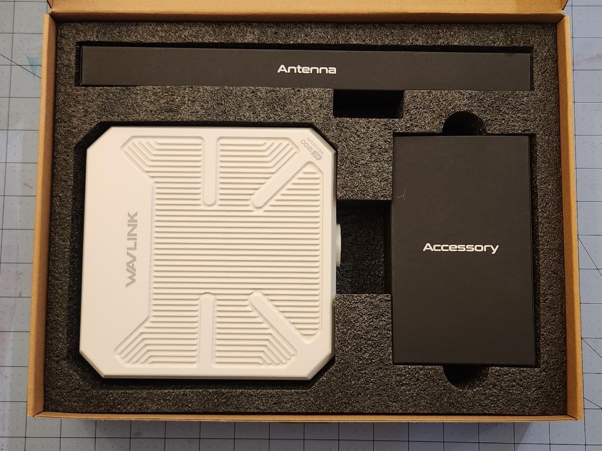Long Range AC1200 Outdoor Wi-Fi Extender Waterproof Access Point Repeater 150m