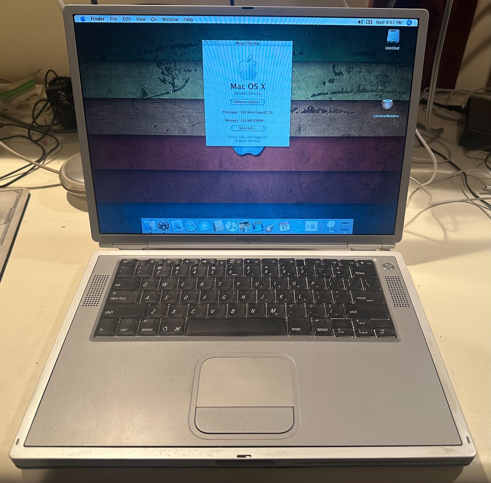 Vintage 2001 Apple PowerBook Titanium 500MHZ 256MB 20GB DVD Damaged READ