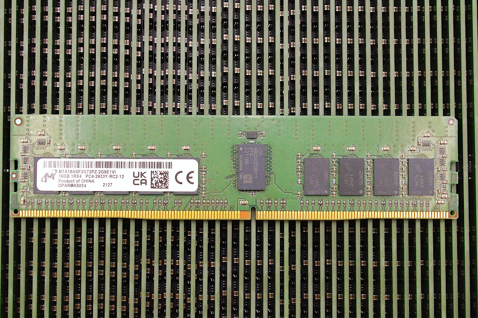 LOT OF (68) MTA18ASF2G72PDZ-2G9E1 MICRON 16GB 2RX8 PC4-2933Y RDIMM MEMORY