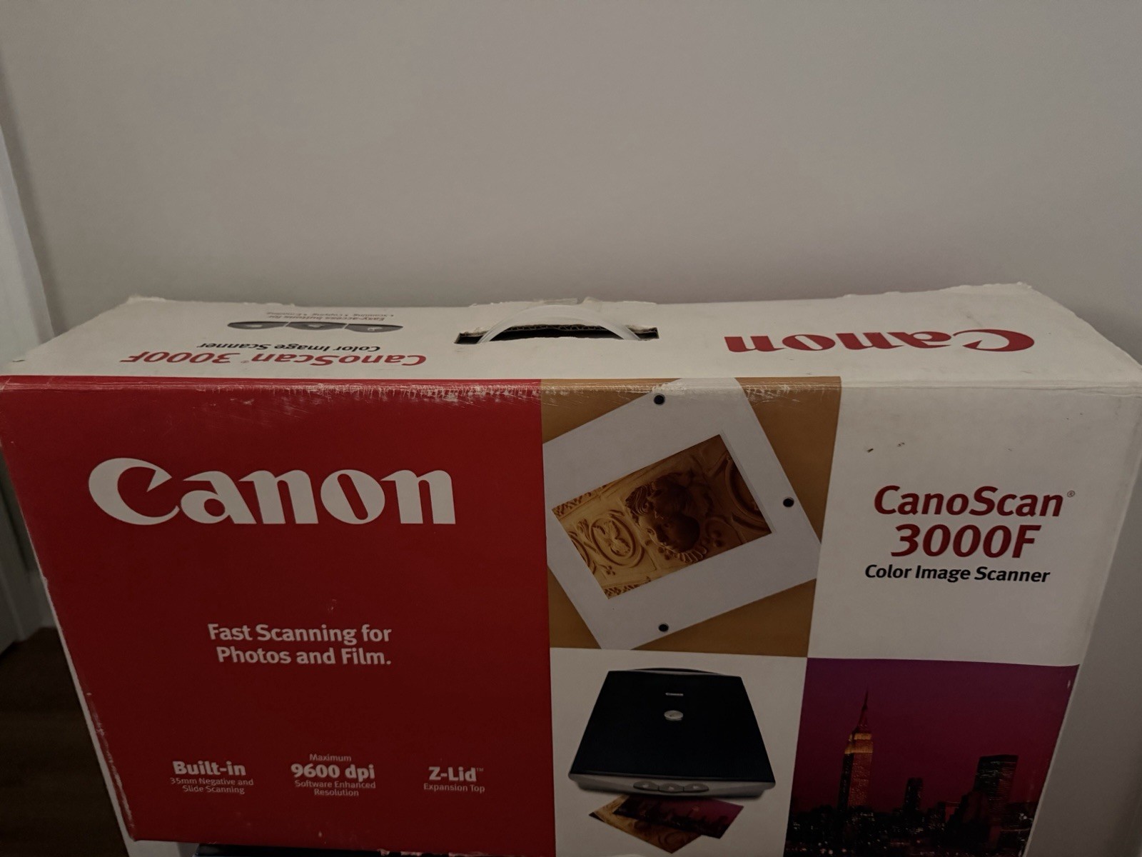 Canon CanoScan 3000F Flatbed Color Scanner 9600 dpi w/ 35mm Neg/Slide
