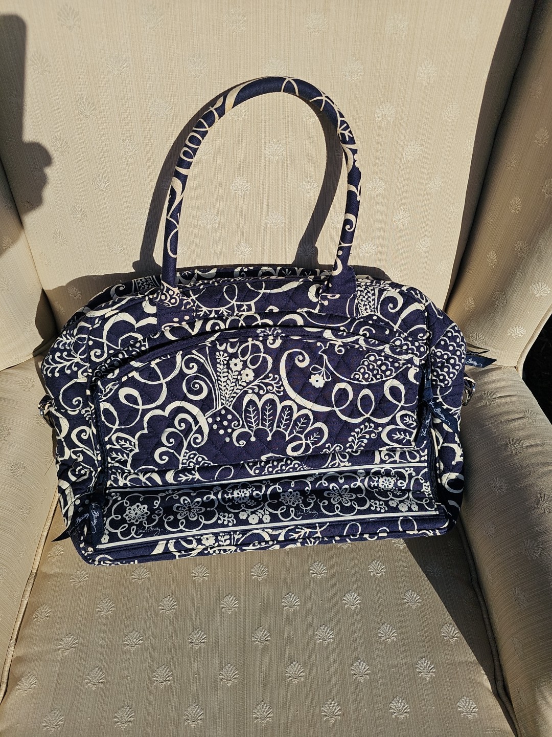 👍🏽 💵  Vera Bradley, Navy Blue& White  Bag-Handles/Shoulder Bag-New Laptop Bag