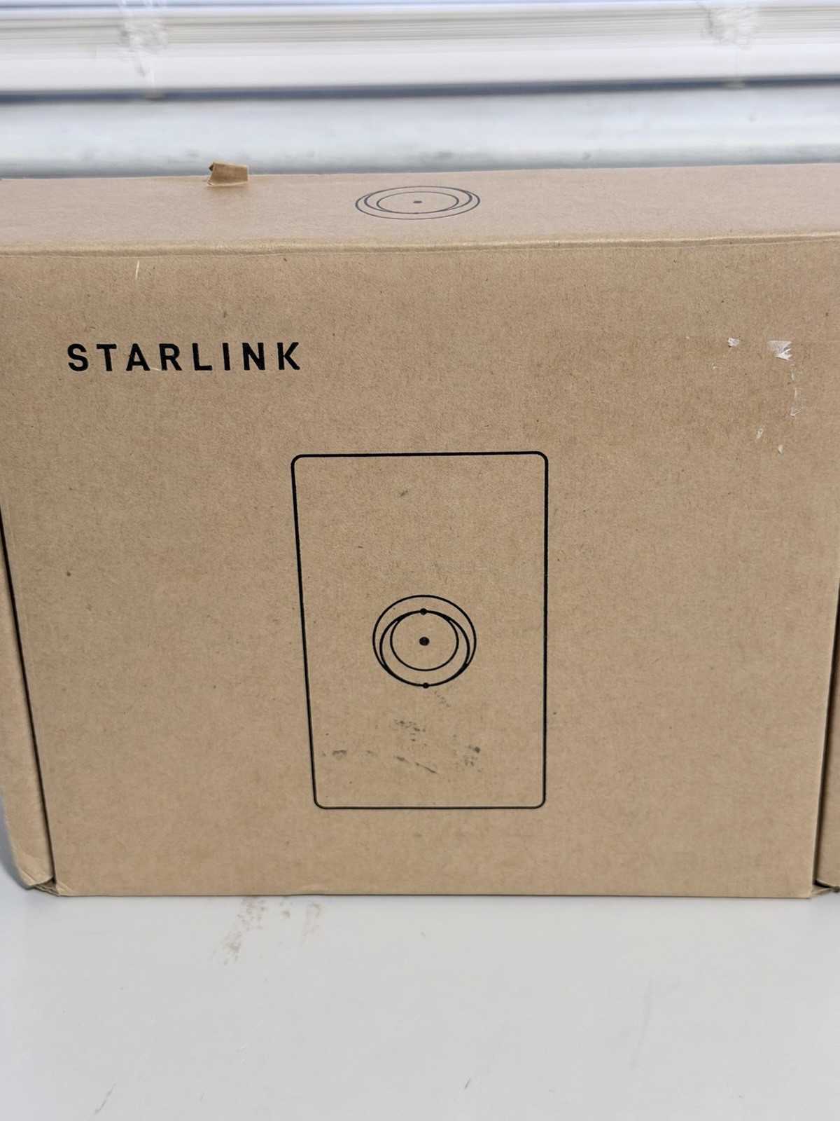 New Starlink Router Mini WiFi 6 Mesh Router UTR-251 with Power Adapter