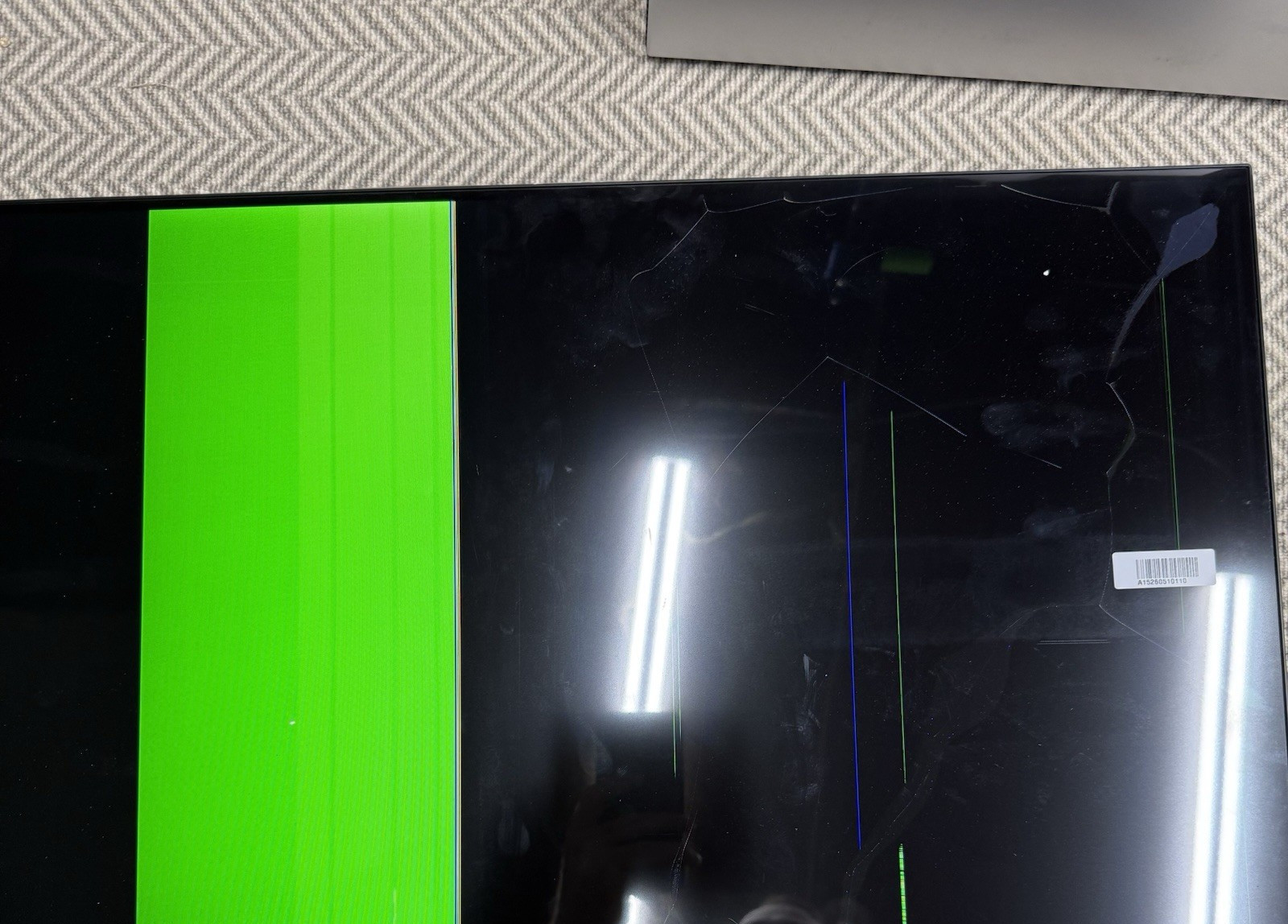 (Broken) Samsung S32DM500EN - M50D Series - LED monitor - Full HD (1080p) - 32"