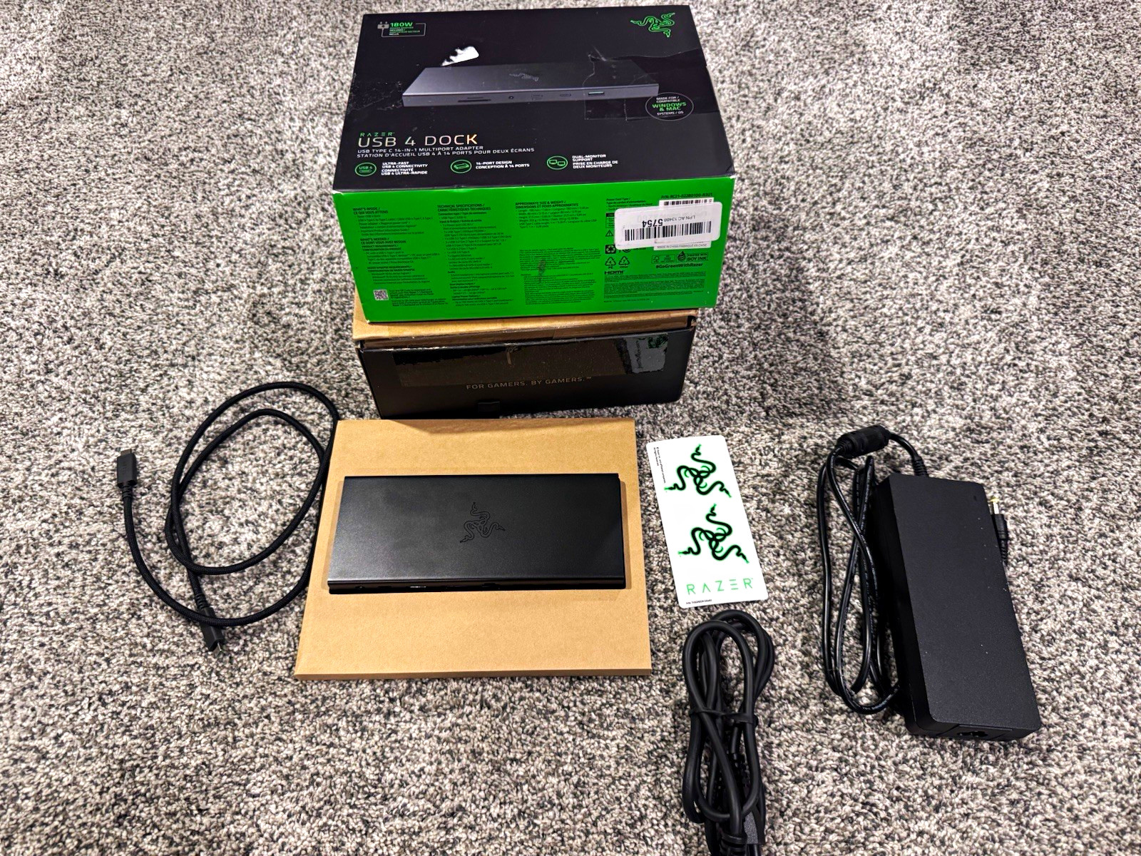 Razer USB 4 Dock Black w/ HDMI, Gigabit Ethernet, SD/microSD, Power Adapter