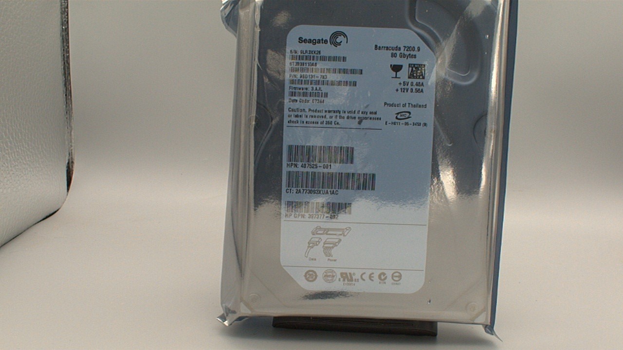 Seagate Barracuda 7200.9 ST3808110AS 80GB 7200 RPM 8MB Cache SATA 3.0Gb/s 3.5"