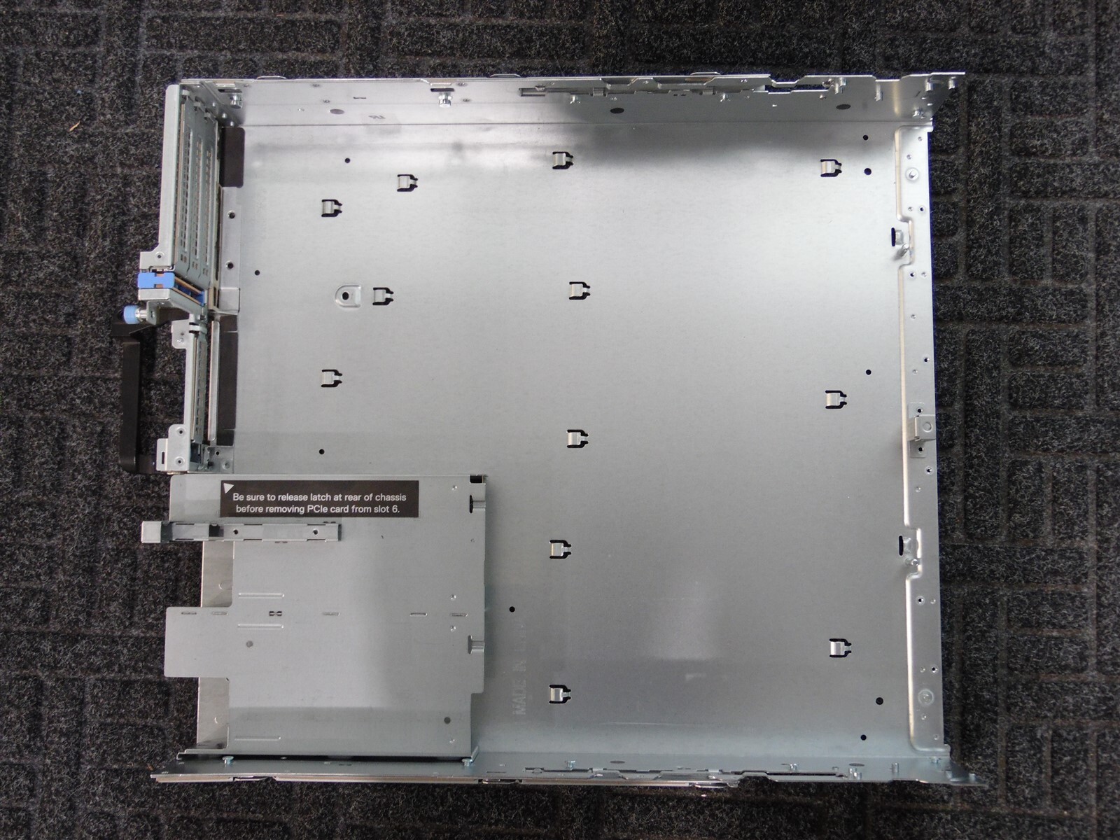 DELL EMC POWEREDGE R740xd R740 REAR SERVER CHASSIS