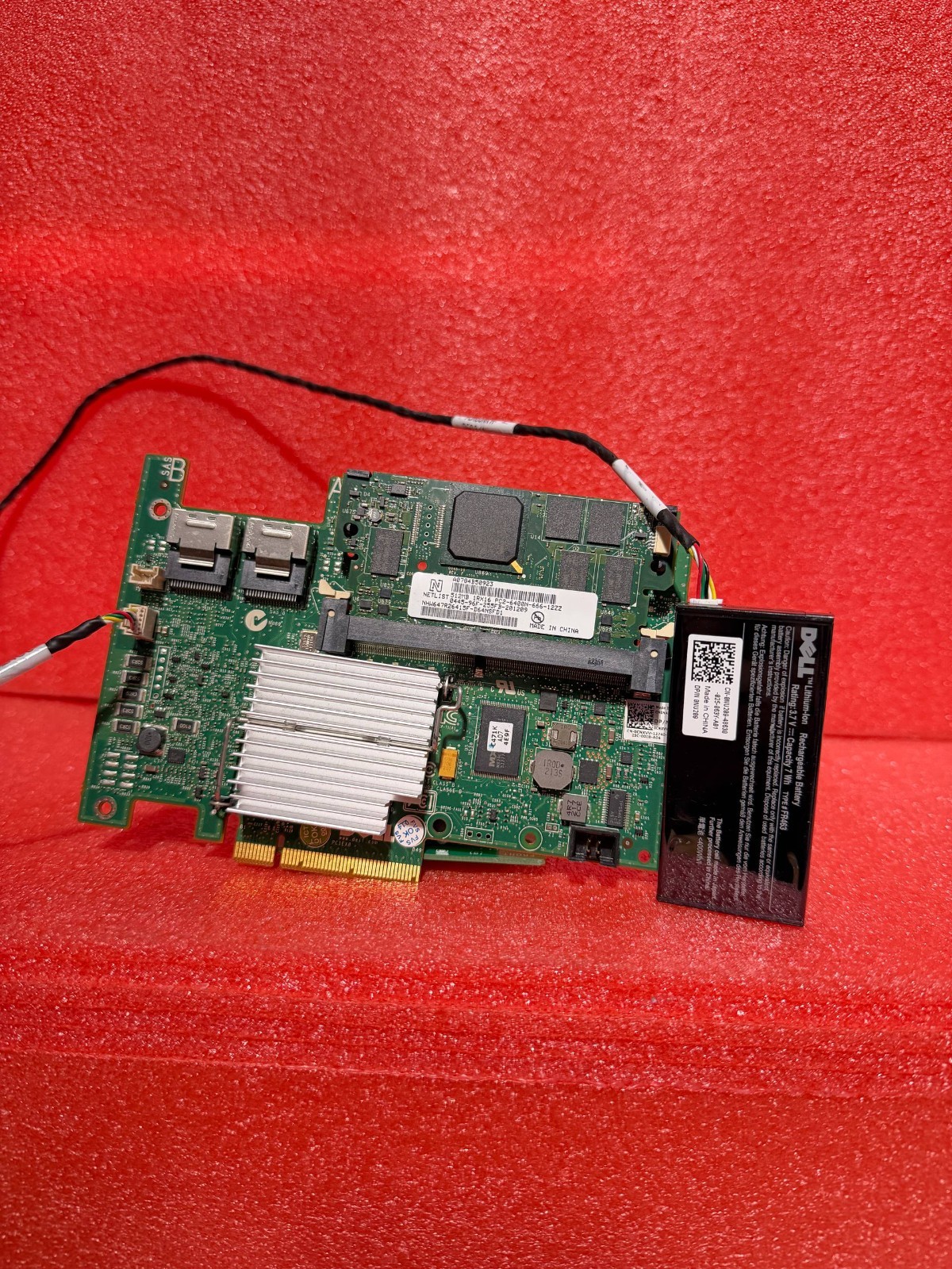 Dell PERC H700 6Gb/s SAS/SATA RAID Controller 512MB + BBU 0CNXVV / 0R374M