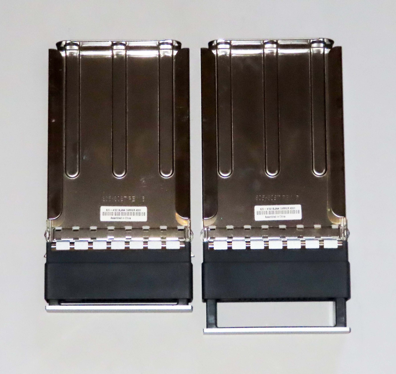Genuine Apple Xserve Hard Drive Blank Carrier 620-4192 (Set Of 2) — Perfect