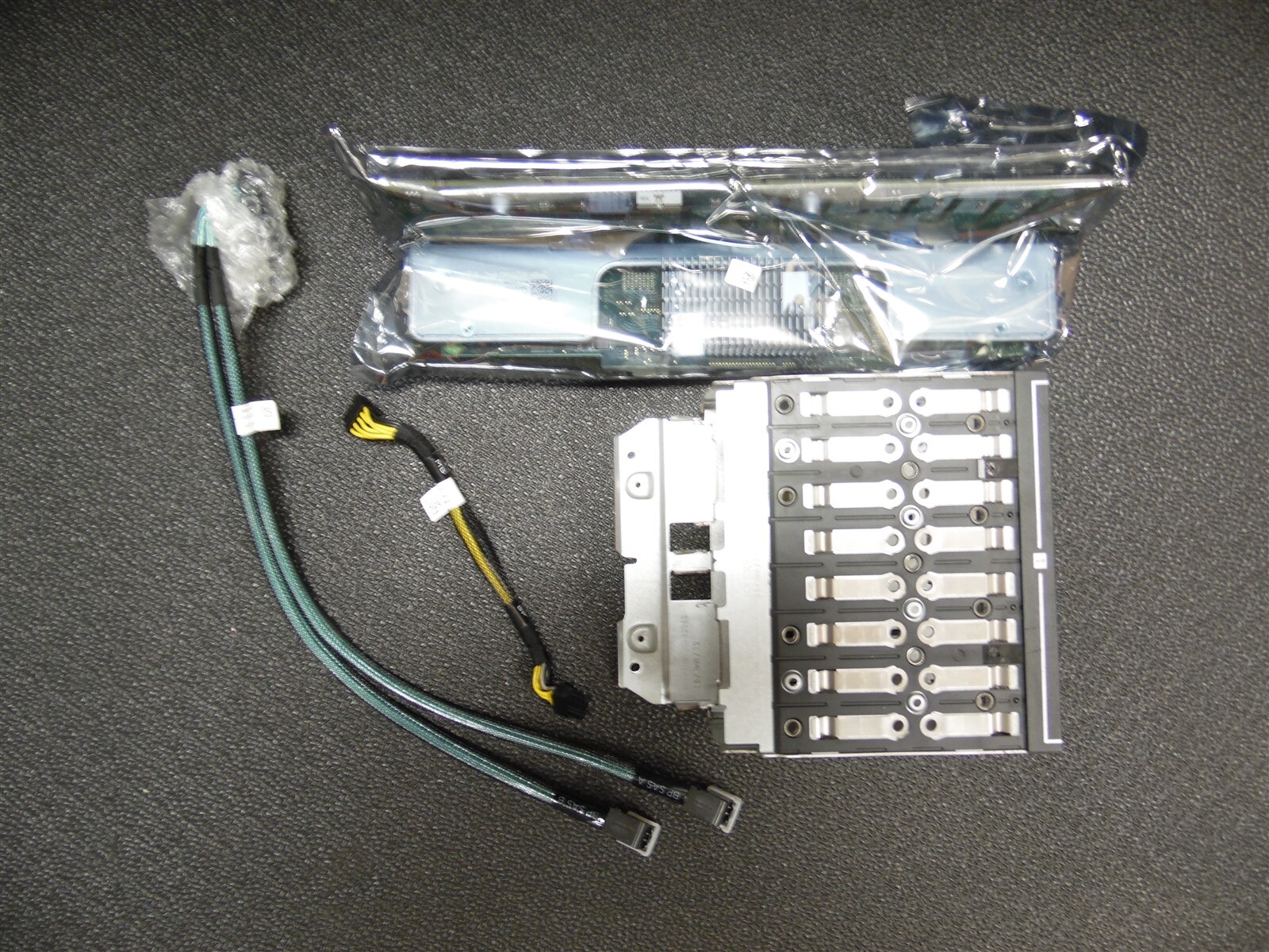 16 Bay HDD Backplane And Cage Upgrade Dell Poweredge R730 8 Bay SFF Server 4G4F6