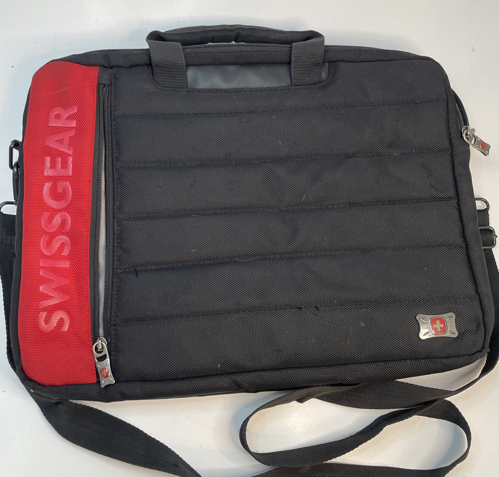 Victorinox Wenger Swiss Gear 15" Laptop Padded Soft Case Shoulder Bag Laptop