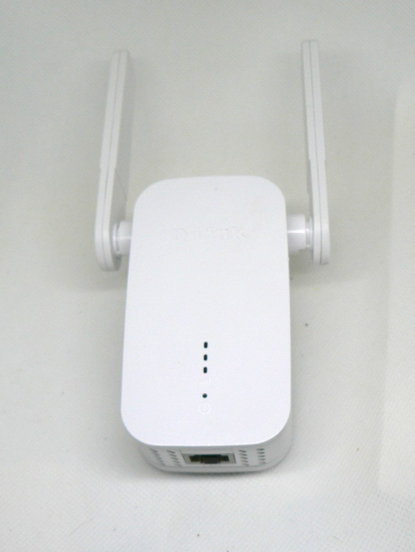 D-Link DAP-1610 AC1200 Wi-Fi Range Extender – Dual Band – Fast Setup –...