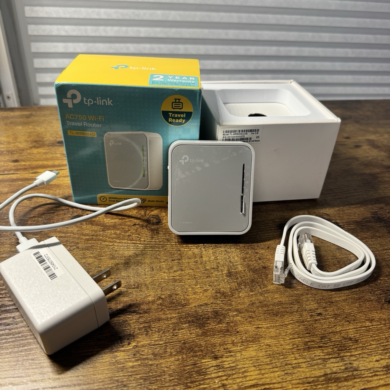 TP- Link AC750 Wi-Fi Travel Router, TL-WR902AC, 300 + 433Mbps Dual Band Wifi