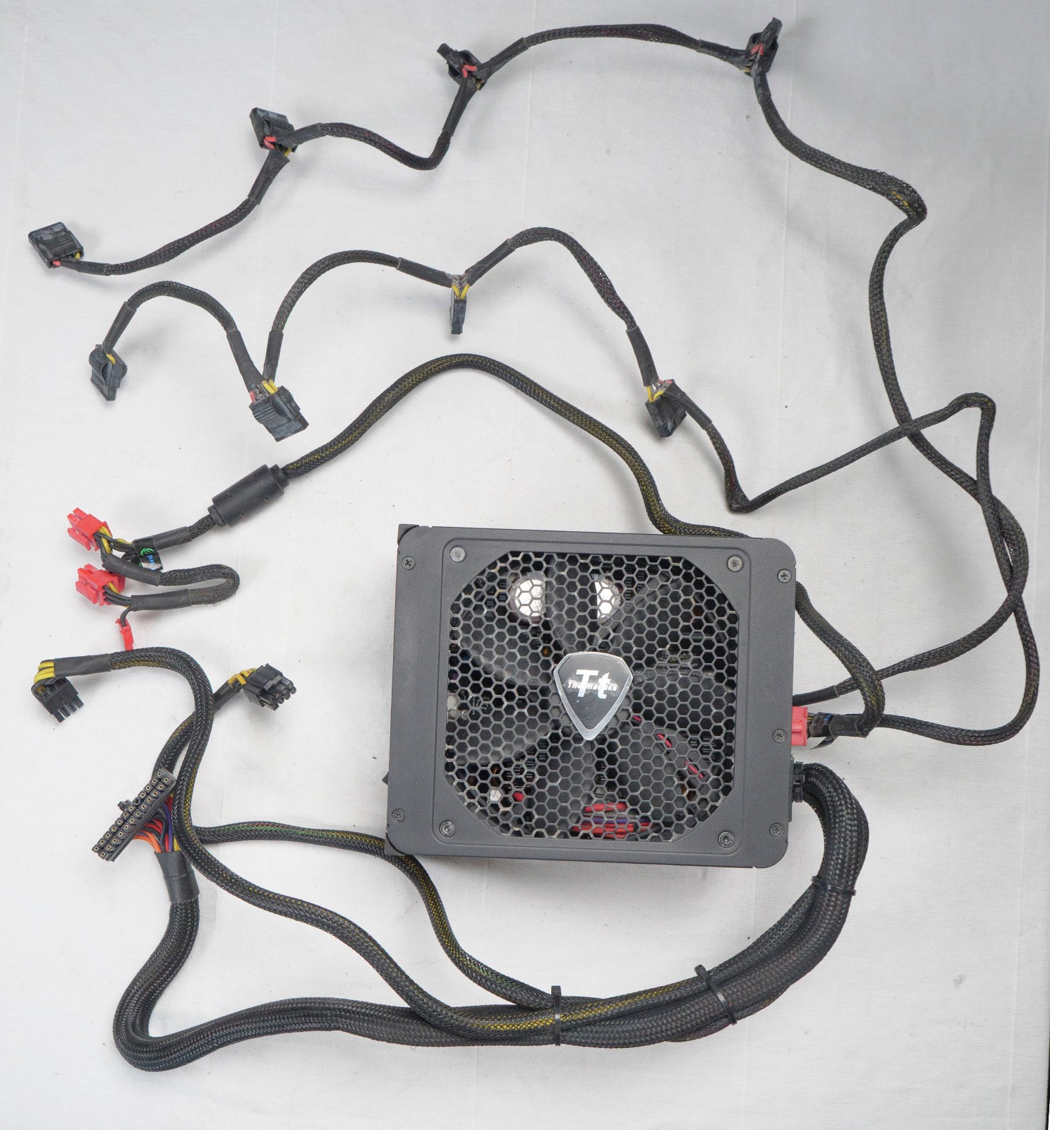 Thermaltake Toughpower Grand 1050W Power Supply PSU TPG-1050M Well used Shape