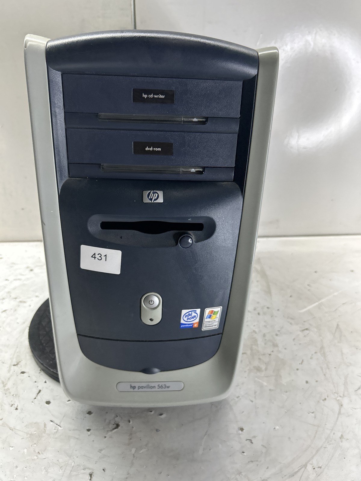 HP Pavilion 563w Intel Pentium 4 2.40GHz 512MB NO HDD
